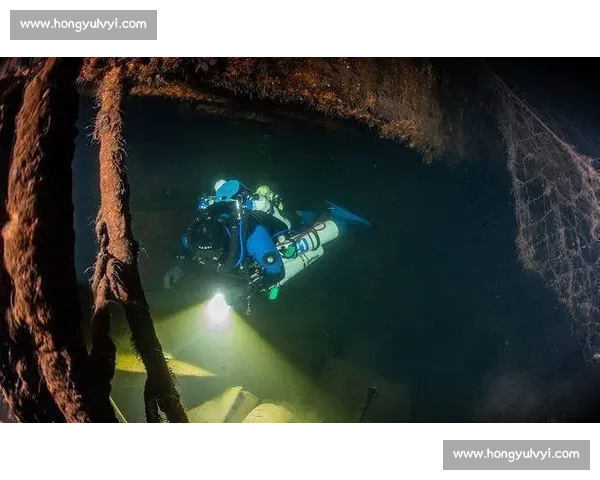 藏海之谜：探索深邃海域中的未知世界与隐秘传说
