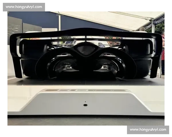 改装界又出神作!这辆XX品牌赛车,被玩出了新高度